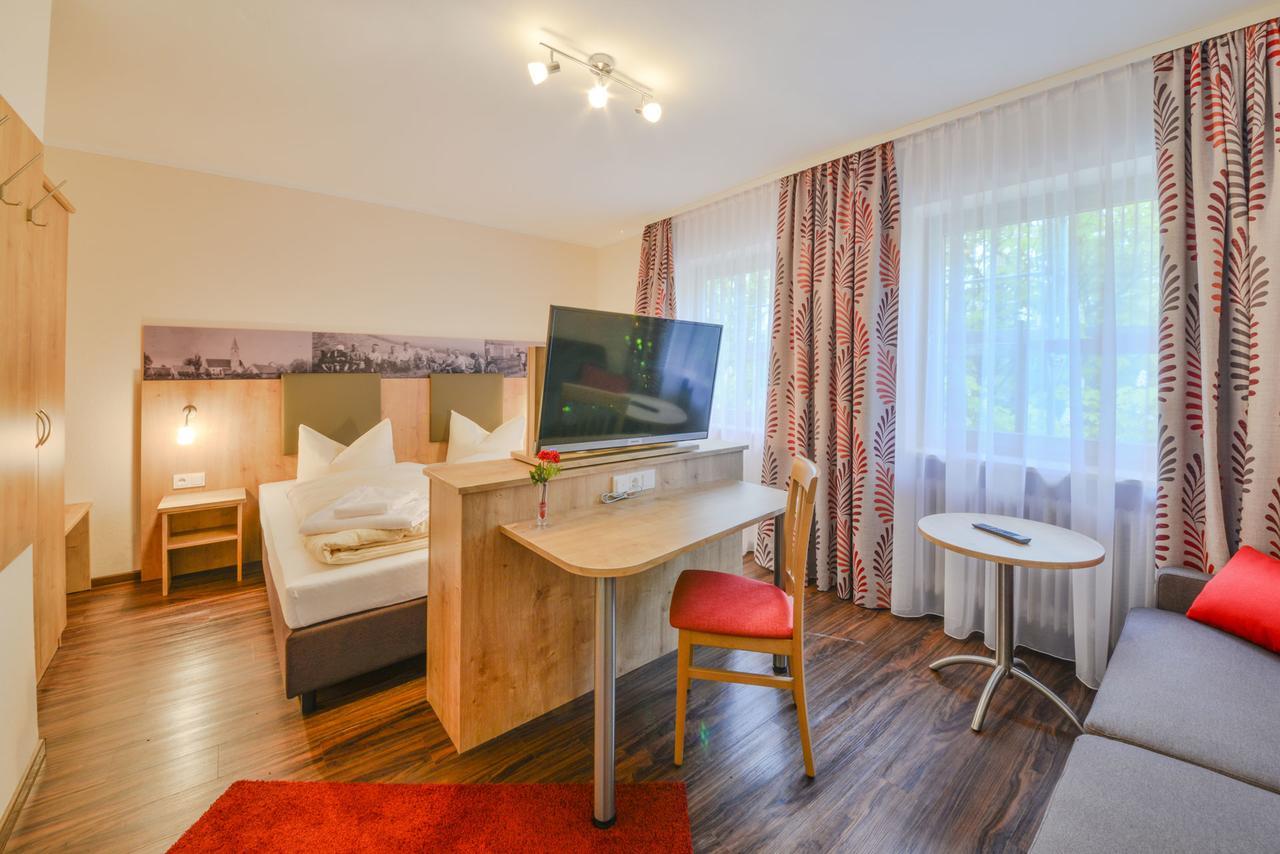 Hotel Gasthof Hainzinger Einsbach Экстерьер фото