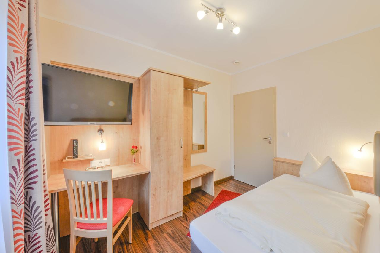 Hotel Gasthof Hainzinger Einsbach Экстерьер фото